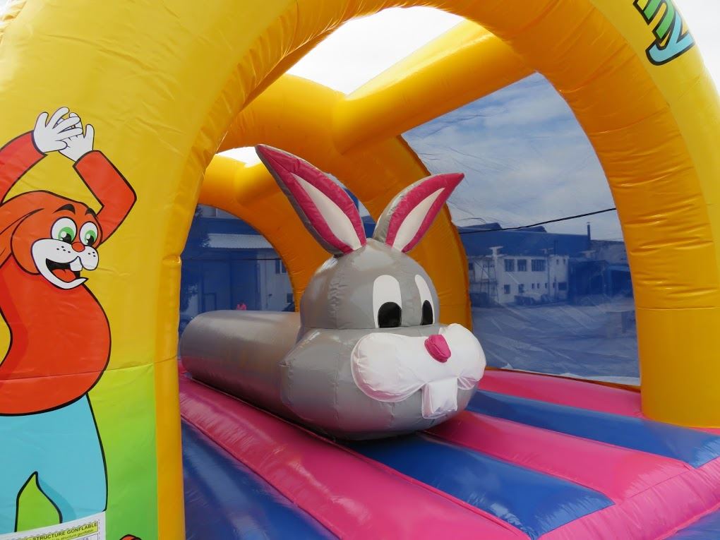 obstacle-lapin-jeu-gonflable2