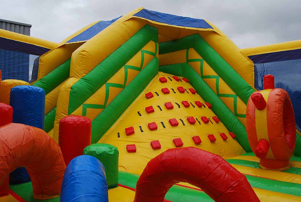 parc-gonflable-professionnel-western 4